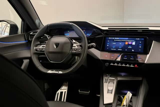 Peugeot e-308 (2026) thumbnail 2