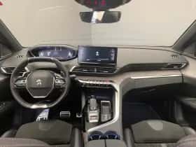 Peugeot 5008 (2022) thumbnail 3