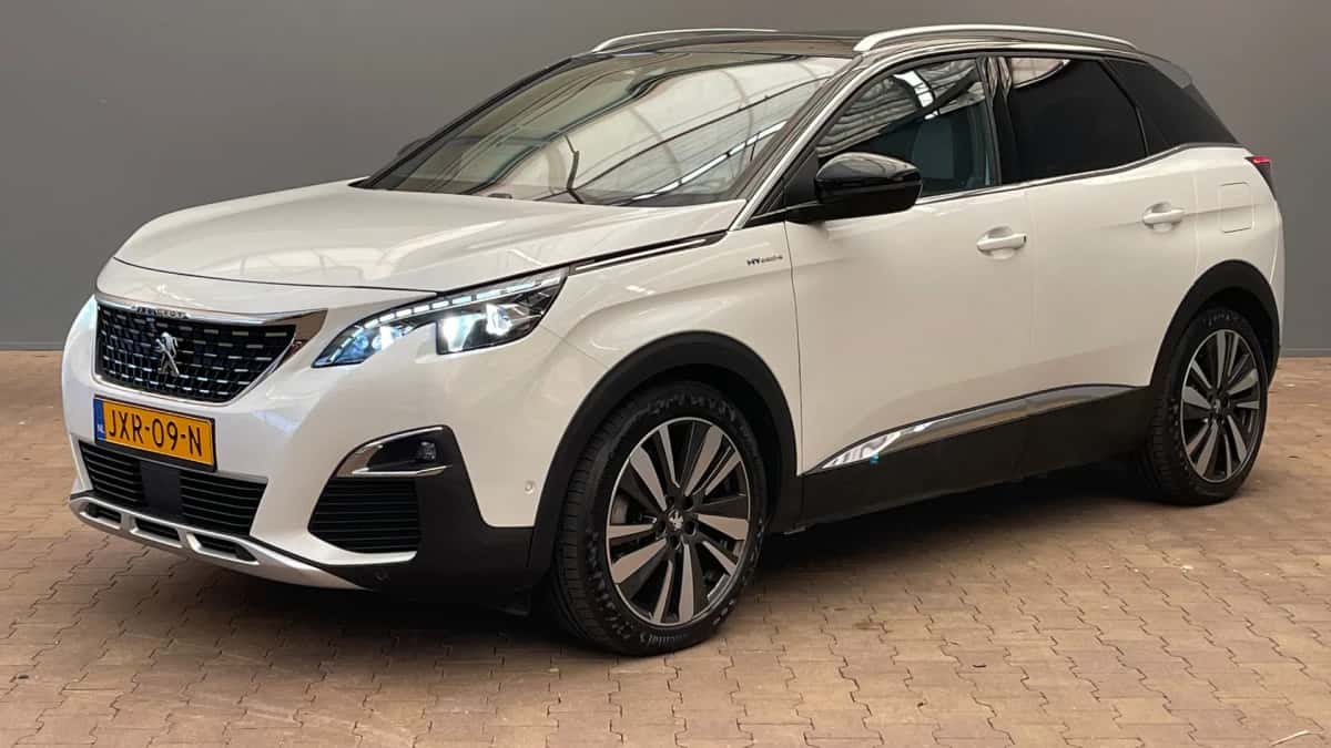 Peugeot 3008 (2020) — foto 1