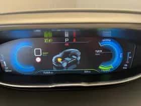 Peugeot 3008 (2020) thumbnail 23