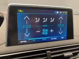 Peugeot 3008 (2020) thumbnail 24