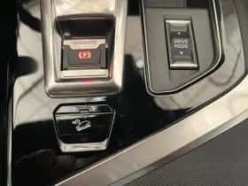 Peugeot 3008 (2020) thumbnail 31