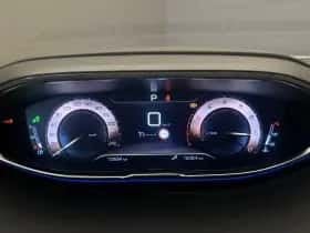 Peugeot 3008 (2019) thumbnail 3