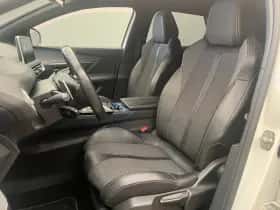 Peugeot 3008 (2019) thumbnail 9