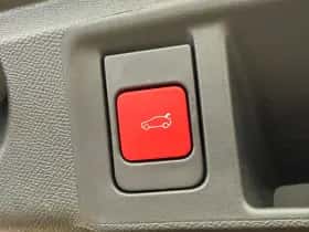Peugeot e-308 (2025) thumbnail 14