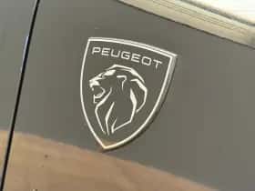 Peugeot e-308 (2025) thumbnail 9