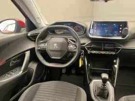 Peugeot 2008 (2021) thumbnail 21