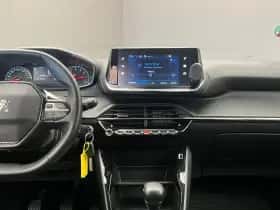 Peugeot 2008 (2021) thumbnail 22