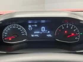 Peugeot 2008 (2021) thumbnail 24