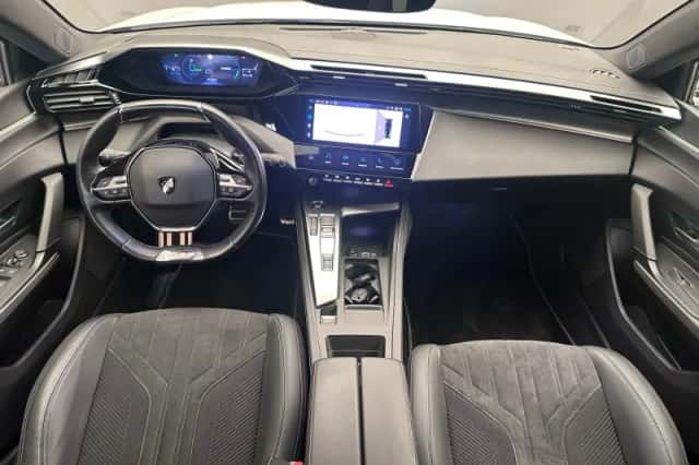 Peugeot 308 (2022) thumbnail 3
