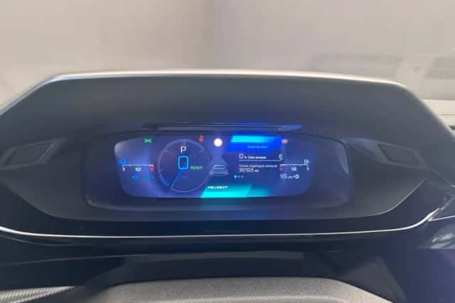 Peugeot 308 (2022) thumbnail 4