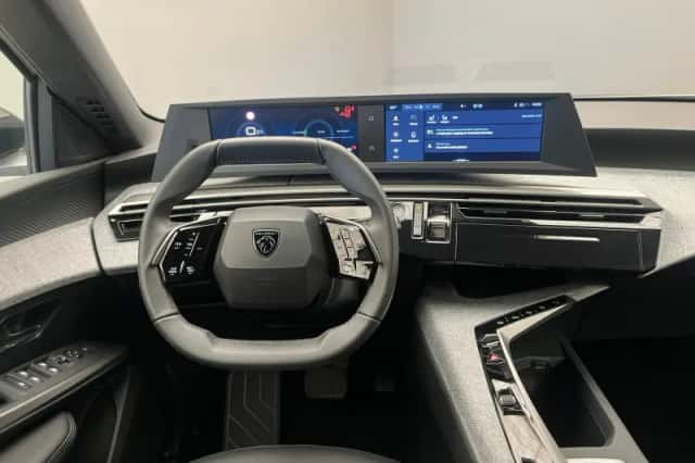 Peugeot 5008 (2025) thumbnail 3