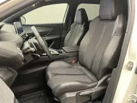 Peugeot 3008 (2019) thumbnail 5