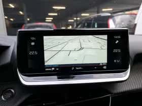 Peugeot 2008 (2022) thumbnail 6