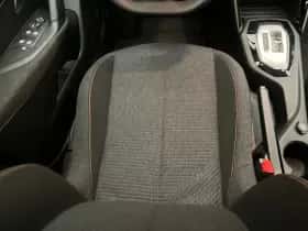 Peugeot 2008 (2025) thumbnail 14