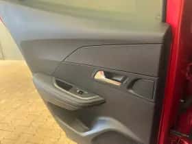 Peugeot 2008 (2022) thumbnail 23