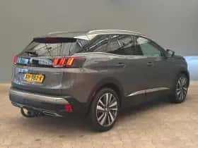 Peugeot 3008 (2019) thumbnail 2