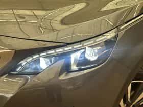 Peugeot 3008 (2019) thumbnail 16