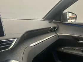 Peugeot 3008 (2019) thumbnail 30