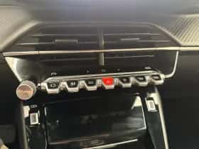 Peugeot 2008 (2024) thumbnail 19