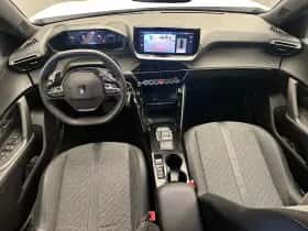 Peugeot 2008 (2024) thumbnail 3