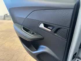 Peugeot 2008 (2024) thumbnail 24