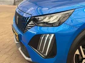 Peugeot 2008 (2024) thumbnail 12