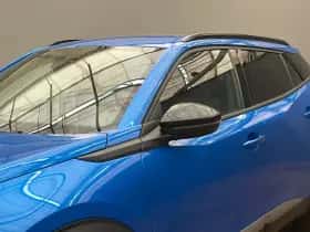 Peugeot 2008 (2024) thumbnail 13