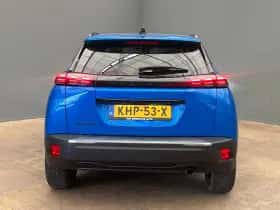 Peugeot 2008 (2024) thumbnail 5
