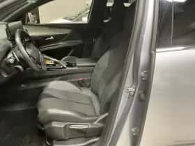 Peugeot 3008 (2023) thumbnail 11