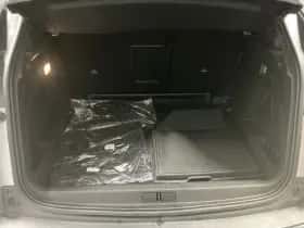 Peugeot 3008 (2023) thumbnail 20