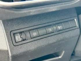 Peugeot 3008 (2022) thumbnail 36