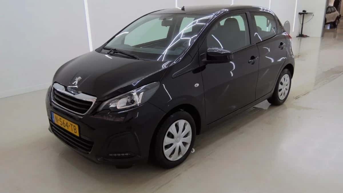 Peugeot 108 (2022) — foto 1
