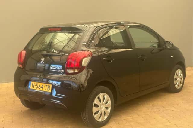 Peugeot 108 (2022) thumbnail 2