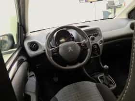 Peugeot 108 (2022) thumbnail 5