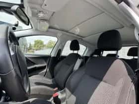 Peugeot 208 (2018) thumbnail 7