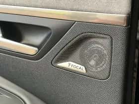 Peugeot 3008 (2023) thumbnail 14