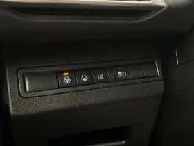 Peugeot 3008 (2023) thumbnail 35