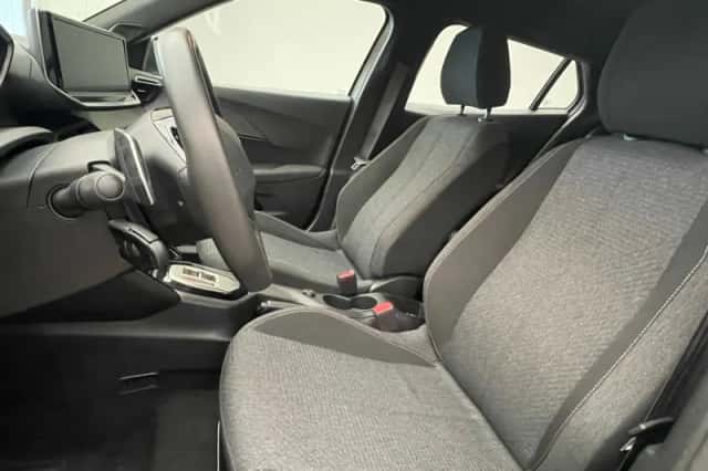 Peugeot 2008 (2025) thumbnail 3