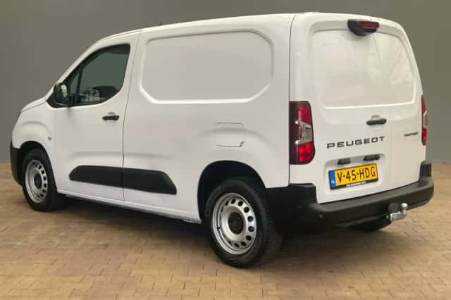 Peugeot Partner (2024) thumbnail 2