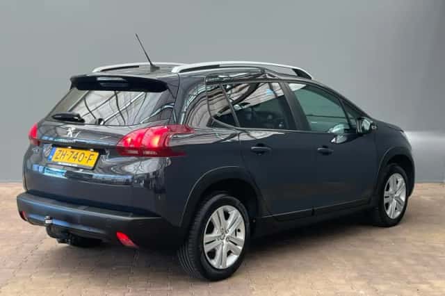 Peugeot 2008 (2019) thumbnail 2