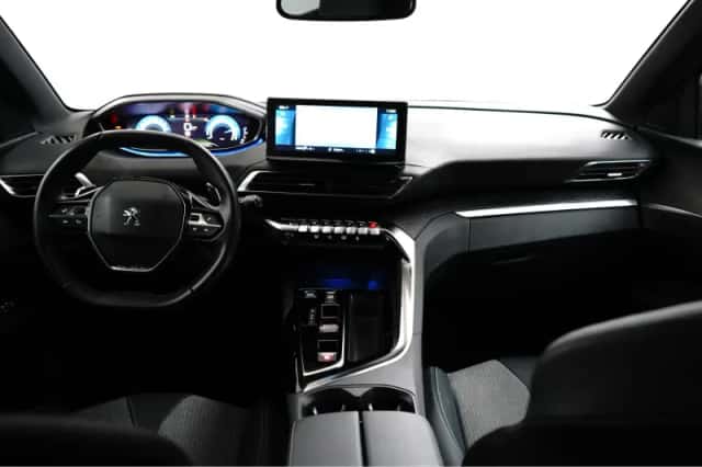 Peugeot 3008 (2024) thumbnail 2