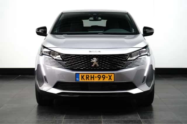Peugeot 3008 (2024) thumbnail 4