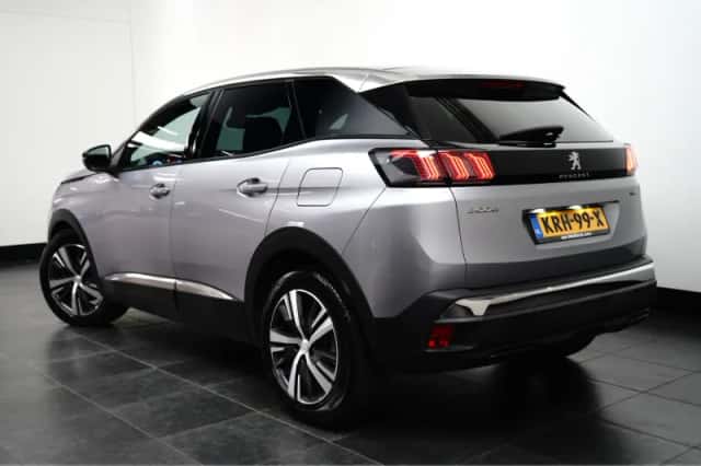 Peugeot 3008 (2024) thumbnail 6
