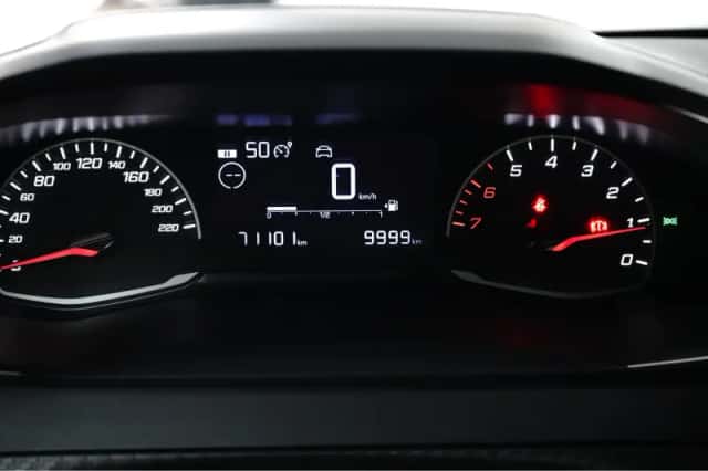 Peugeot 208 (2024) thumbnail 6