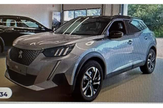 Peugeot e-2008 (2023) thumbnail 1