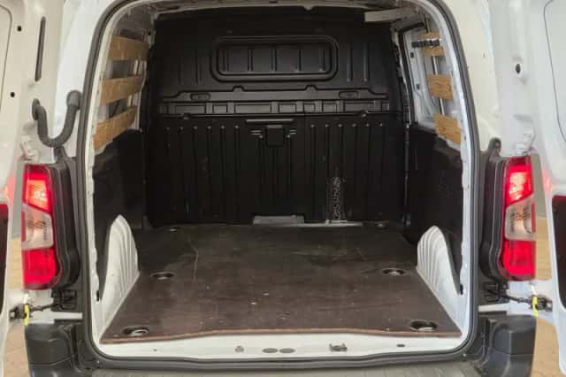 Peugeot Partner (2024) thumbnail 6