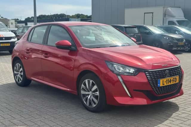 Peugeot 208 (2021) thumbnail 5