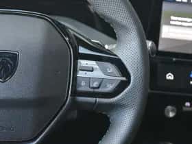 Peugeot e-408 (2025) thumbnail 16