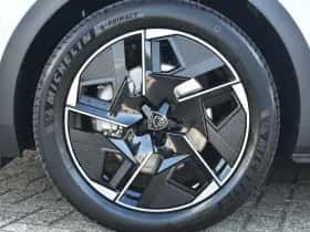 Peugeot e-408 (2025) thumbnail 34